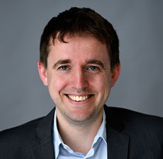 featued article author